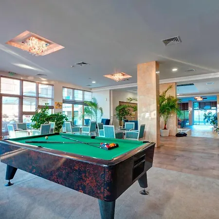 Hotel Slavey Golden Sands