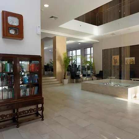 Slavey 4* Golden Sands