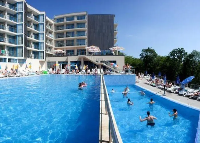 Хотел Slavey 4*