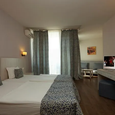 Hotel Slavey 4*